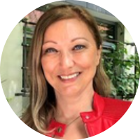 dr. Lara Burazer