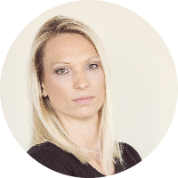 dr. Ana Vlahek