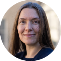 dr. Manja Klemenčič