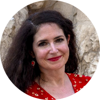 dr. Ana Hafner