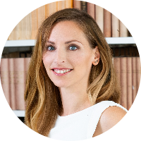 dr. Alja Štern