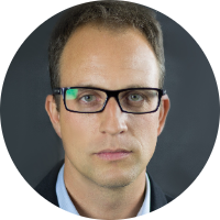 dr. Tomaž Petek