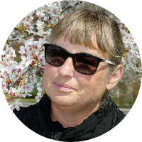 dr. Nada Kraševec